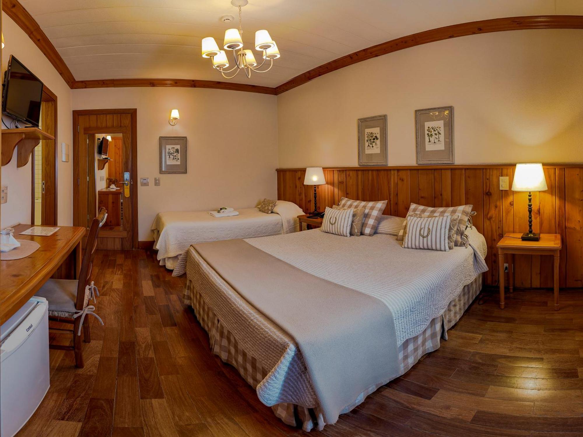 Hotel Solar D'Izabel Campos do Jordao Exterior photo
