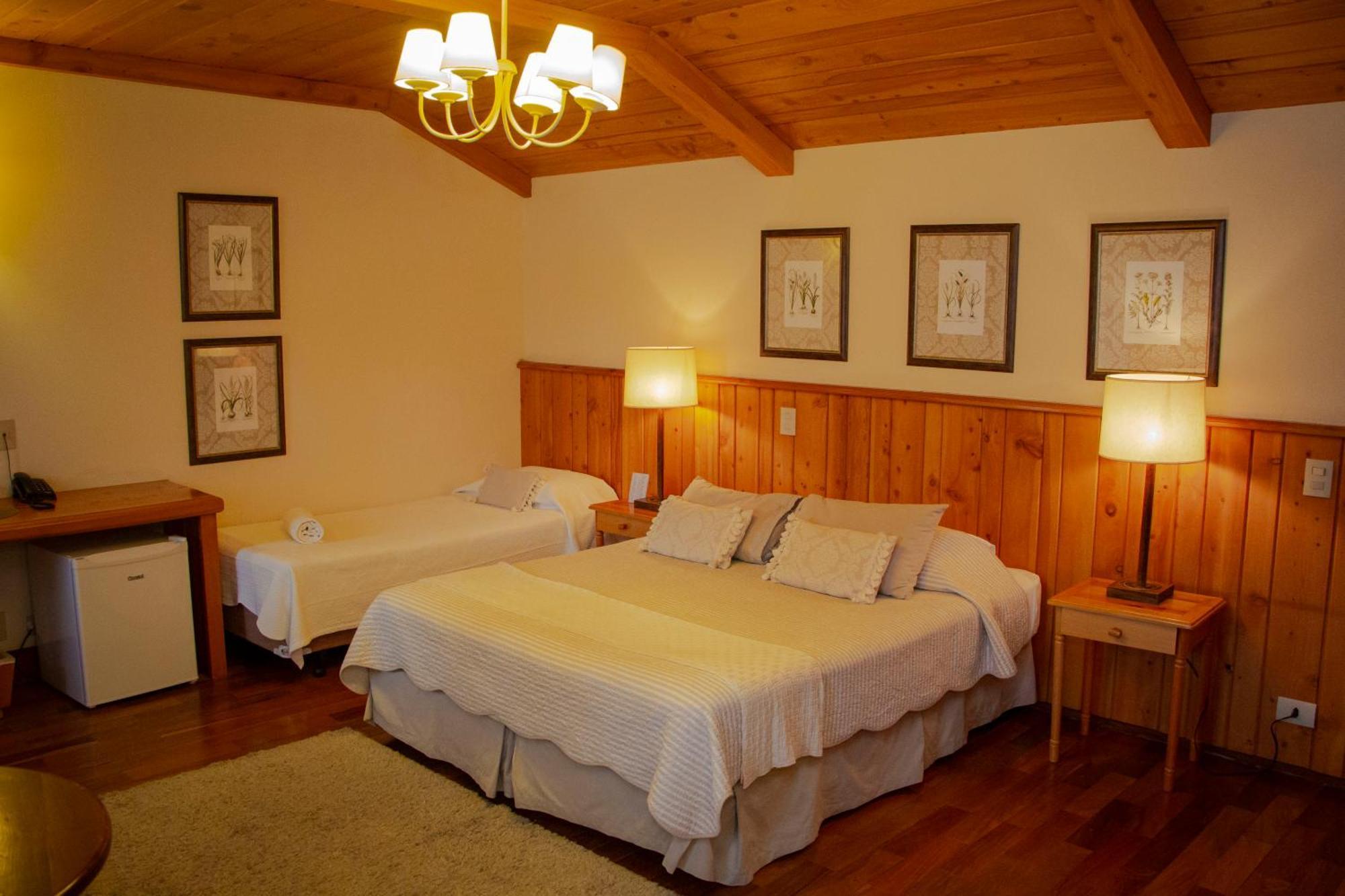 Hotel Solar D'Izabel Campos do Jordao Exterior photo